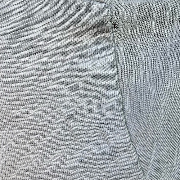 Velvet by Graham & Spencer Light Gray Long Sleeve Top - Picture 6 of 6